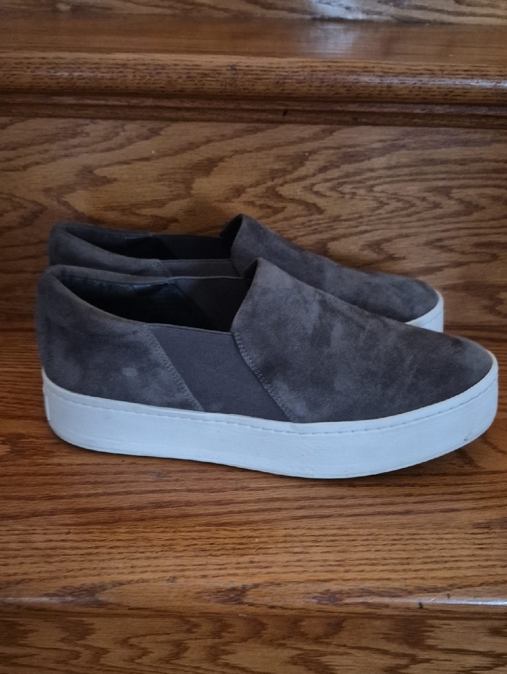 VINCE REAL SUEDE GRAY PLATFORM SKIPPER SNEAKERS EUC SIZE 8 - Picture 3 of 9